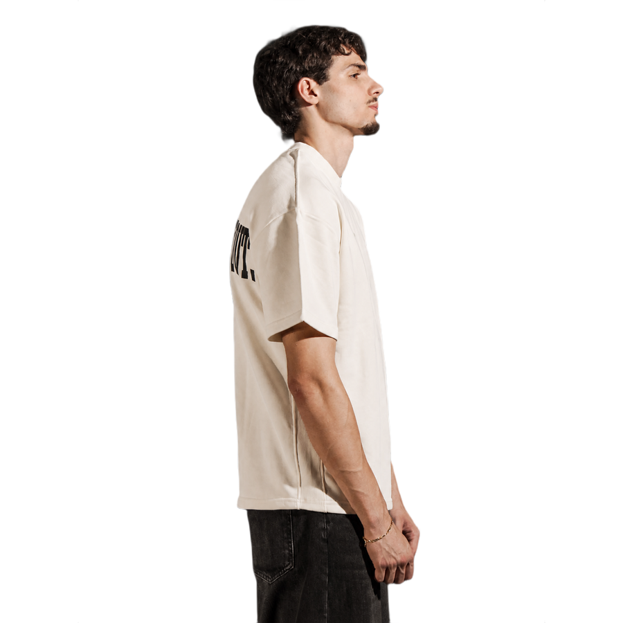 Offwhite model